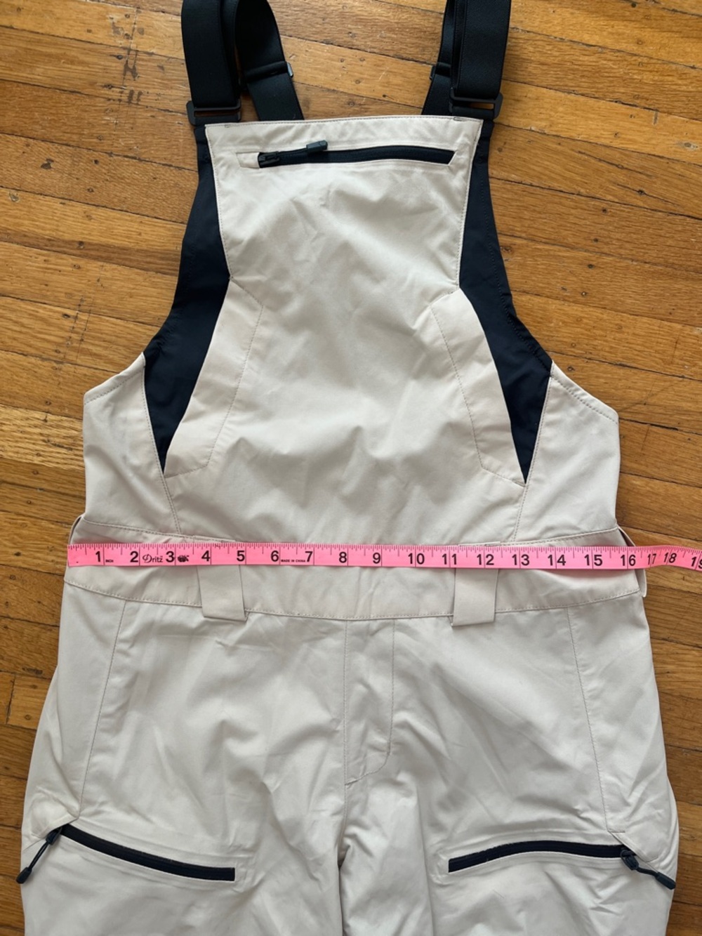 Mountain Hardwear White and Black Ski Bib Hardwear - Picture 5 of 11